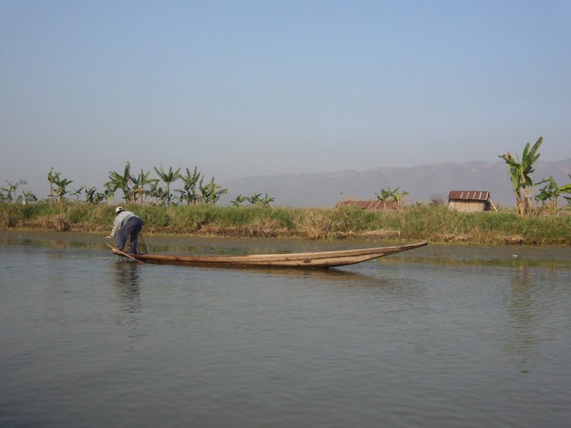 Travel - Myanmar - Inle Lake - First Boat Trip - Out onto the lake